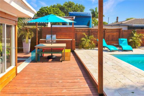 Villa ou maison à louer à Fort Lauderdale, Floride: 3 chambres, 93.46 m2 № 1967661 - photo 29