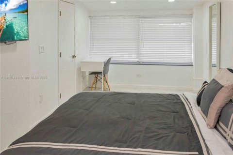 Villa ou maison à louer à Fort Lauderdale, Floride: 3 chambres, 93.46 m2 № 1967661 - photo 19