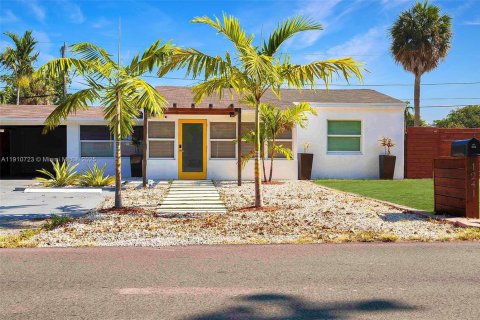 Villa ou maison à Fort Lauderdale, Floride 3 chambres, 93.46 m2 № 1967661