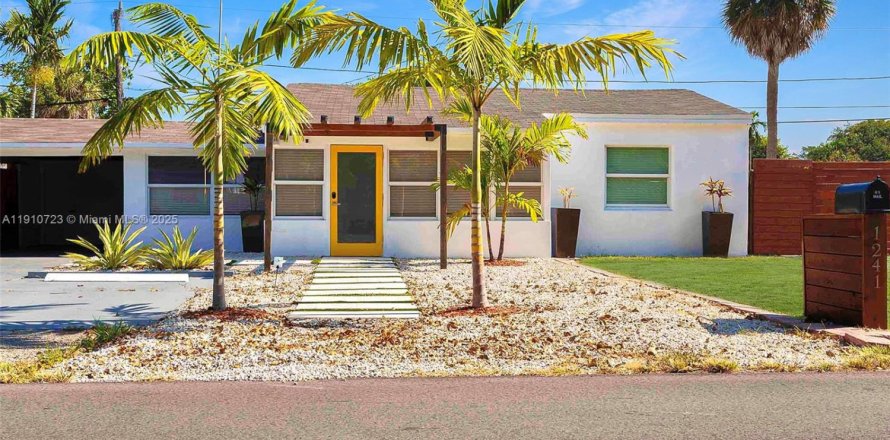 Villa ou maison à Fort Lauderdale, Floride 3 chambres, 93.46 m2 № 1967661