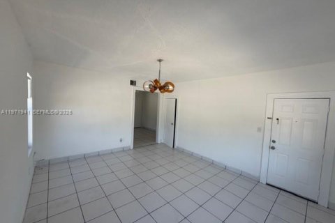 Appartement à louer à Miami, Floride: 1 chambre, 49.7 m2 № 2042263 - photo 3