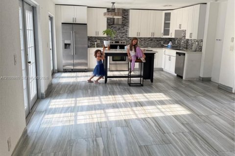 Villa ou maison à louer à Deerfield Beach, Floride: 4 chambres, 138.7 m2 № 2401666 - photo 19