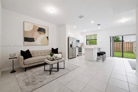 Touwnhouse à vendre à Homestead, Floride: 3 chambres, 123.37 m2 № 2063054 - photo 5
