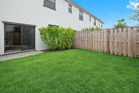 Touwnhouse à vendre à Homestead, Floride: 3 chambres, 123.37 m2 № 2063054 - photo 16