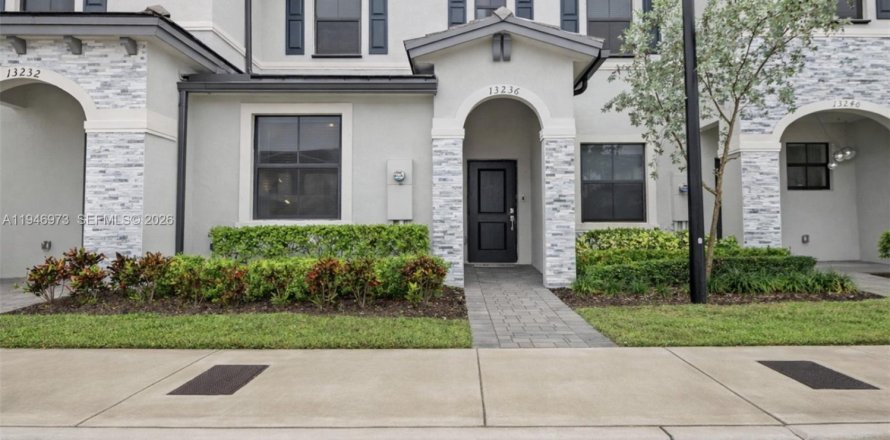 Touwnhouse à Homestead, Floride 3 chambres, 123.37 m2 № 2063054