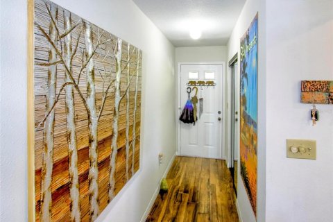 Copropriété à vendre à Weeki Wachee, Floride: 2 chambres, 126.63 m2 № 2216510 - photo 5