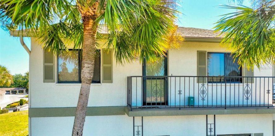 Condo à Weeki Wachee, Floride, 2 chambres  № 2216510