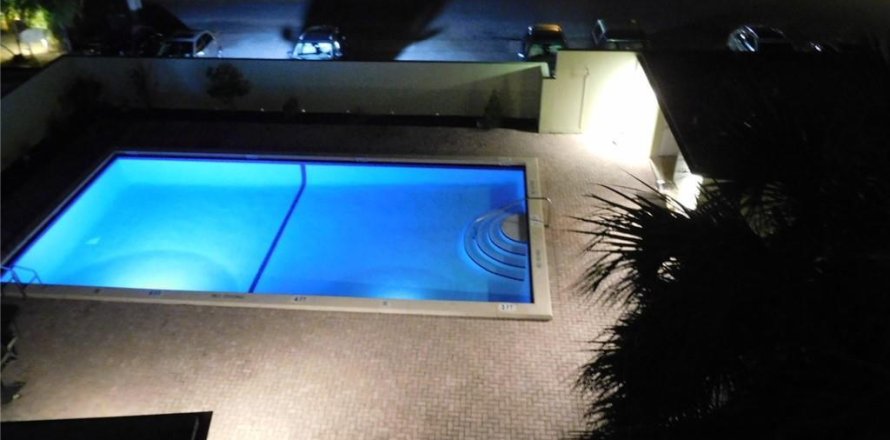 Condo in Hollywood, Florida, 1 bedroom  № 2088000