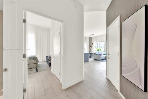 Condo in Hollywood, Florida, 2 bedrooms  № 1863971 - photo 3