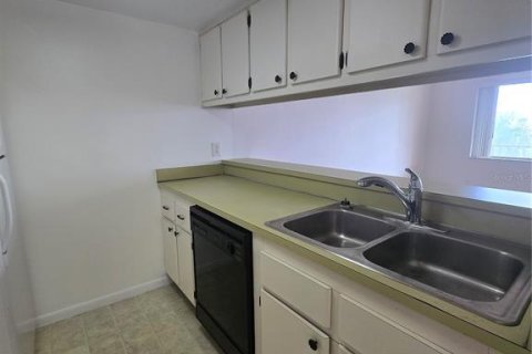 Condominio en alquiler en Largo, Florida, 1 dormitorio, 64.1 m2 № 1869117 - foto 7