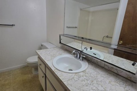Condominio en alquiler en Largo, Florida, 1 dormitorio, 64.1 m2 № 1869117 - foto 12