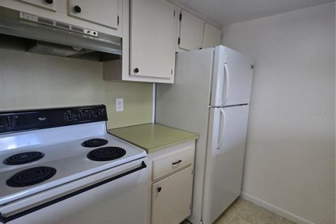 Condominio en alquiler en Largo, Florida, 1 dormitorio, 64.1 m2 № 1869117 - foto 8