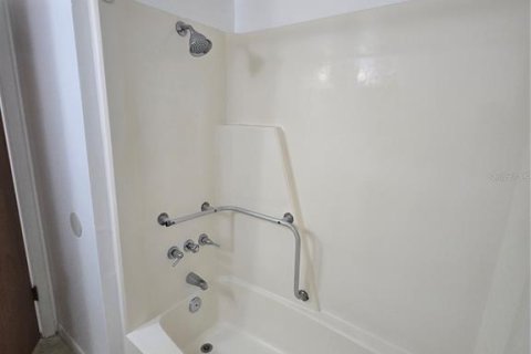 Condominio en alquiler en Largo, Florida, 1 dormitorio, 64.1 m2 № 1869117 - foto 13