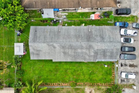 Villa ou maison à louer à West Palm Beach, Floride: 2 chambres, 67.35 m2 № 1966547 - photo 26