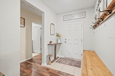 House in Weeki Wachee, Florida 4 bedrooms, 173.36 sq.m. № 1879807 - photo 6