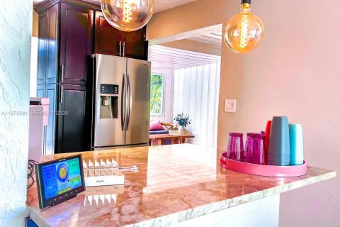 House in Pompano Beach, Florida 2 bedrooms, 82.96 sq.m. № 2031301 - photo 4