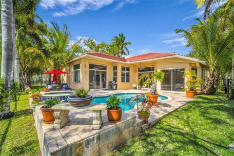 Casa en venta en Weston, Florida, 5 dormitorios, 263.47 m2 № 1695575 - foto 20