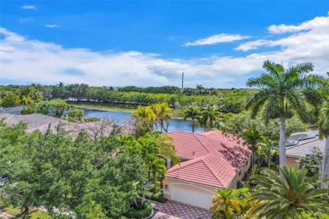 Casa en venta en Weston, Florida, 5 dormitorios, 263.47 m2 № 1695575 - foto 3