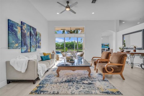 Casa en venta en Weston, Florida, 5 dormitorios, 263.47 m2 № 1695575 - foto 27