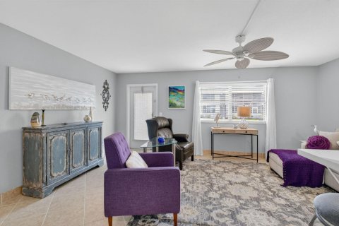 Condominio en venta en Delray Beach, Florida, 1 dormitorio, 66.89 m2 № 2082286 - foto 9