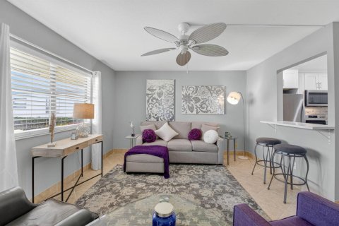 Condominio en venta en Delray Beach, Florida, 1 dormitorio, 66.89 m2 № 2082286 - foto 8