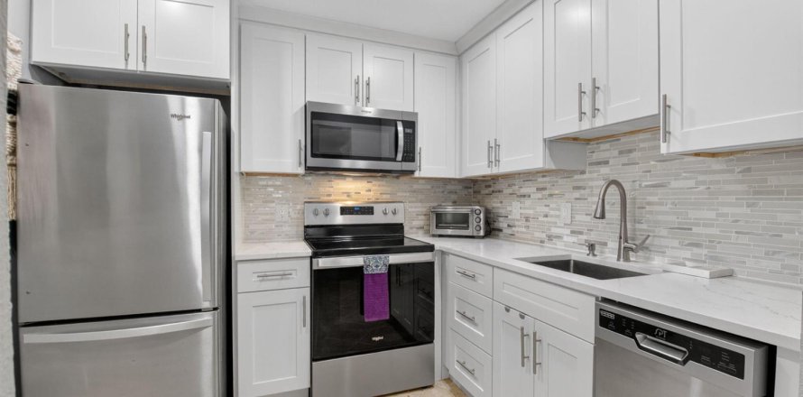 Condominio en Delray Beach, Florida, 1 dormitorio  № 2082286