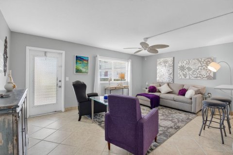 Condominio en venta en Delray Beach, Florida, 1 dormitorio, 66.89 m2 № 2082286 - foto 10