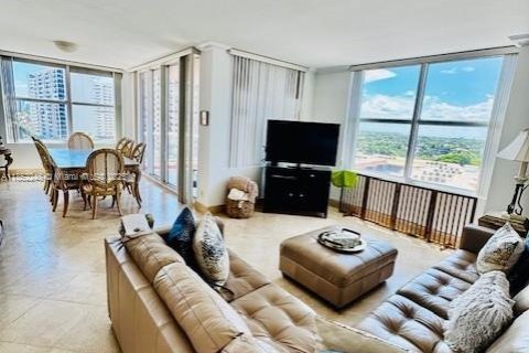 Condo in Fort Lauderdale, Florida, 2 bedrooms  № 2013082 - photo 14