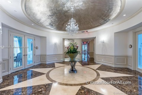 Condo in Fort Lauderdale, Florida, 2 bedrooms  № 2013082 - photo 8