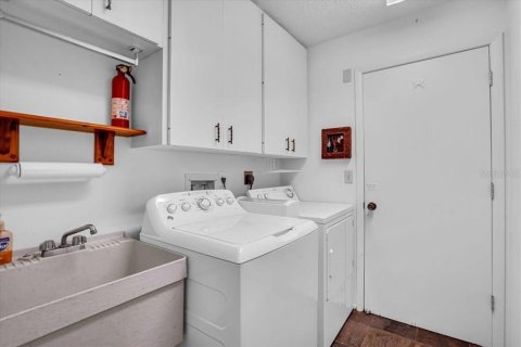 Casa en alquiler en Sarasota, Florida, 2 dormitorios, 139.17 m2 № 1879652 - foto 20