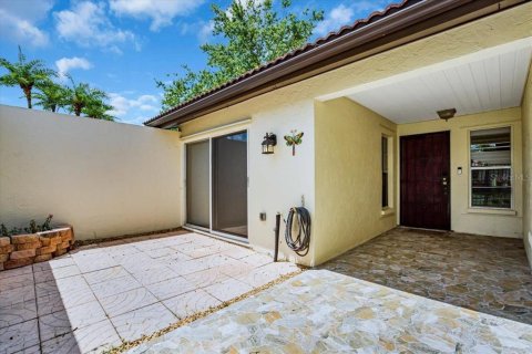 Casa en alquiler en Sarasota, Florida, 2 dormitorios, 139.17 m2 № 1879652 - foto 3