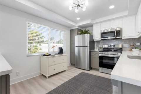 Condo in Longboat Key, Florida, 2 bedrooms  № 2151965 - photo 14