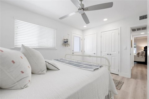 Condo in Longboat Key, Florida, 2 bedrooms  № 2151965 - photo 26