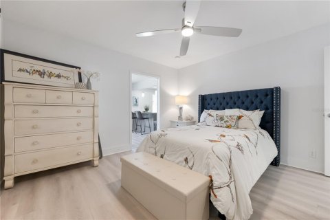 Condo in Longboat Key, Florida, 2 bedrooms  № 2151965 - photo 23
