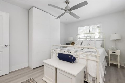 Condo in Longboat Key, Florida, 2 bedrooms  № 2151965 - photo 27
