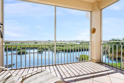 Condominio en venta en Sarasota, Florida, 3 dormitorios, 179.86 m2 № 1721694 - foto 1