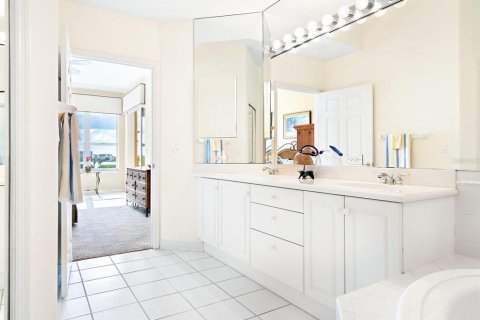 Condominio en venta en Sarasota, Florida, 3 dormitorios, 179.86 m2 № 1721694 - foto 19