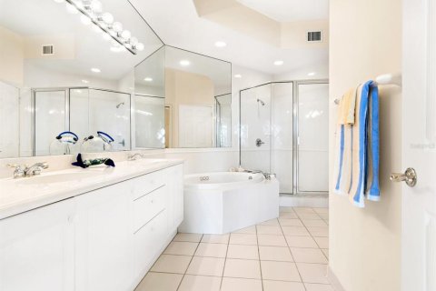 Condominio en venta en Sarasota, Florida, 3 dormitorios, 179.86 m2 № 1721694 - foto 20