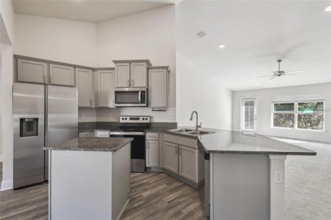 Casa en venta en Kissimmee, Florida, 4 dormitorios, 178.74 m2 № 1759299 - foto 5
