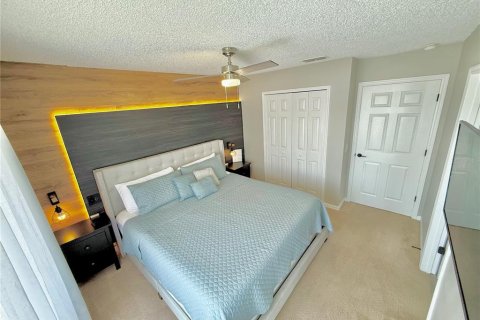 Townhouse in Kissimmee, Florida 3 bedrooms, 120.77 sq.m. № 1740165 - photo 6