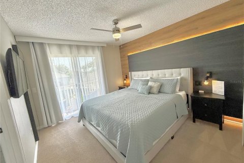 Townhouse in Kissimmee, Florida 3 bedrooms, 120.77 sq.m. № 1740165 - photo 5