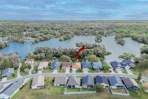 Villa ou maison à Lakeland, Floride 3 chambres, 201.13 m2 № 2100794