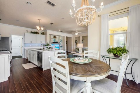 Villa ou maison à vendre à New Smyrna Beach, Floride: 3 chambres, 153.1 m2 № 2093029 - photo 28