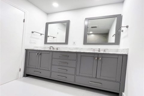 Villa ou maison à vendre à Fort Lauderdale, Floride: 4 chambres, 172.98 m2 № 2145992 - photo 5