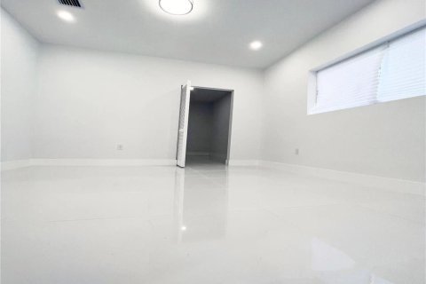 Villa ou maison à vendre à Fort Lauderdale, Floride: 4 chambres, 172.98 m2 № 2145992 - photo 8