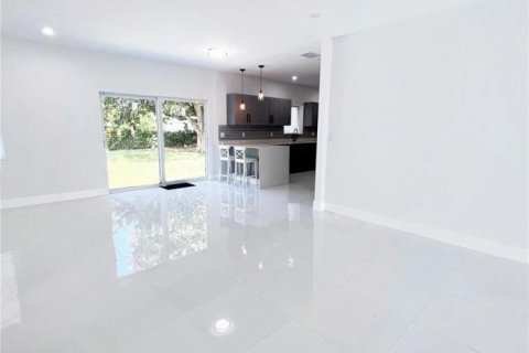 Villa ou maison à vendre à Fort Lauderdale, Floride: 4 chambres, 172.98 m2 № 2145992 - photo 10
