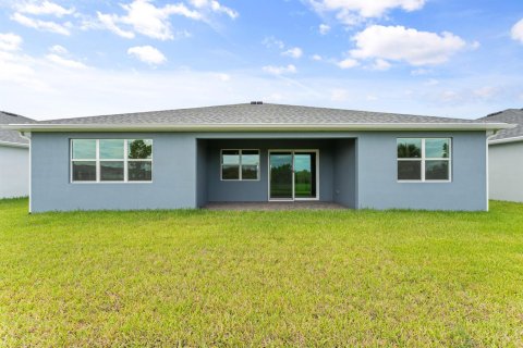 House in Port St. Lucie, Florida 3 bedrooms, 232.26 sq.m. № 2171994 - photo 12