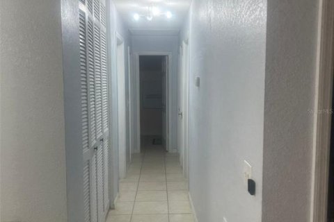 Villa ou maison à vendre à Tampa, Floride: 4 chambres, 174.93 m2 № 1904836 - photo 7