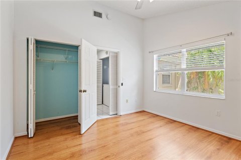 House in Sarasota, Florida 2 bedrooms, 103.59 sq.m. № 2121180 - photo 12