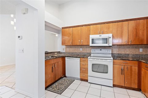House in Sarasota, Florida 2 bedrooms, 103.59 sq.m. № 2121180 - photo 17